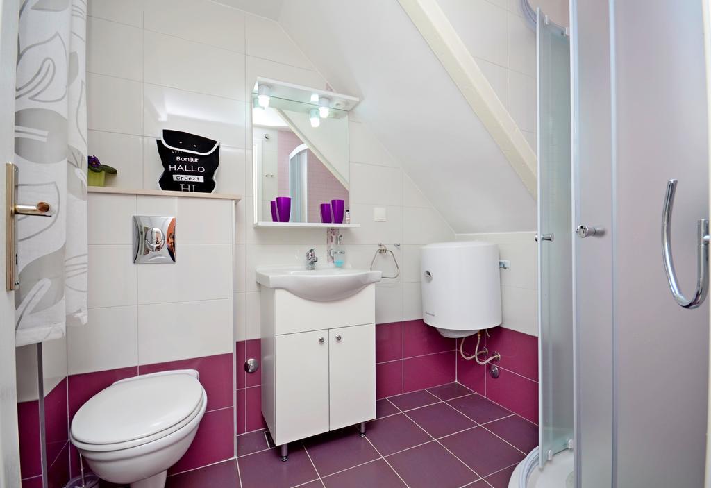 Villa Capo Split Room photo